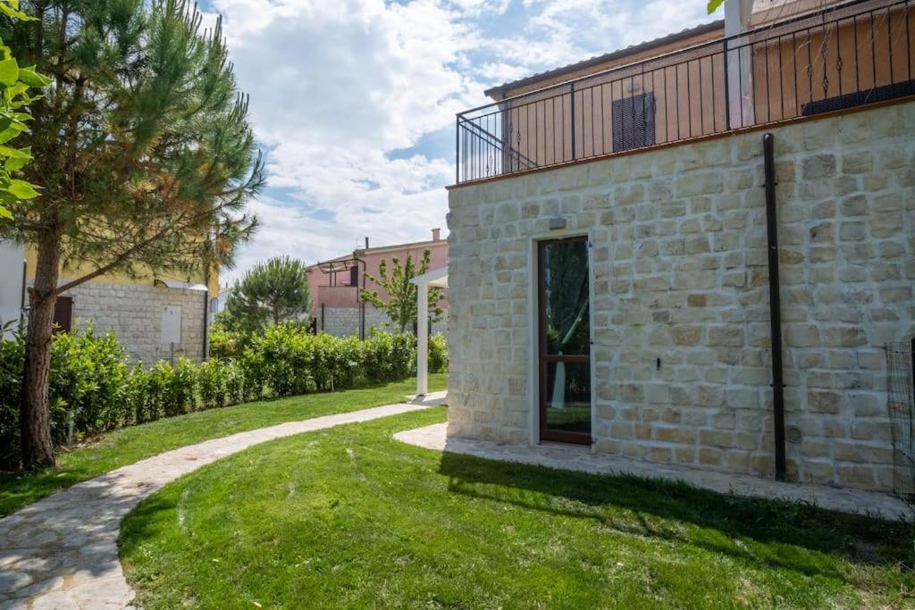 Alloggio Incantevole Con Piscina Numana Exterior photo